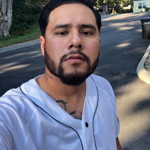 Meet your Posher, Moises